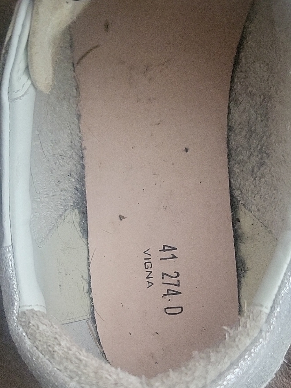 Golden Goose White Leather Low-Top Sneakers with Silver Star - Picture 6 of 8